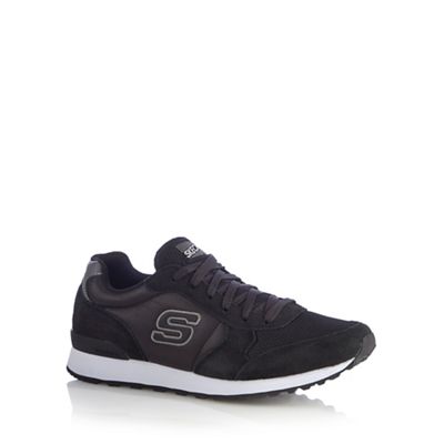 Black 'Early Grab' trainers